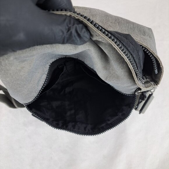 Kipling washing gray buckle crossbody Bag - Lightweight Nylon - Pre-Owned - Picture 6 of 16